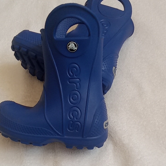Excellent Condition Kids Vibrant Blue Crocs  Rain Boots  Toddler Size 7 - Picture 4 of 7